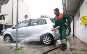 Foto: Dž. K. / Radiosarajevo.ba / KJKP Rad, čišćenje ulica, leptospiroza