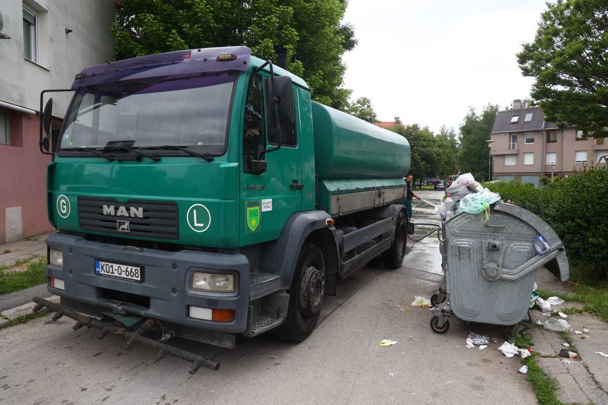 KJKP Rad, čišćenje ulica, leptospiroza