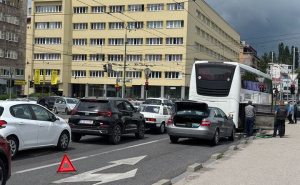 FOTO: Radiosarajevo.ba / Kolaps u saobraćaju