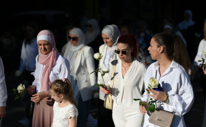 Foto: N. G. / Radiosarajevo.ba / Žene SDA: Šetnja za sjećanje na prijedorske žrtve