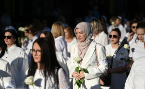 Foto: N. G. / Radiosarajevo.ba / Žene SDA: Šetnja za sjećanje na prijedorske žrtve