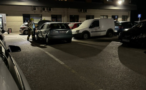 Foto: Radiosarajevo / Gorio automobil na Otoci