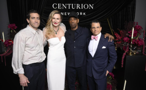 Foto: Facebook / Amra sa suprugom u društvu Denzela Washingtona i Jakea Gyllenhaala