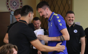 Foto: Nogometni savez BiH / Zmajevi dobili "posebna priznanja"