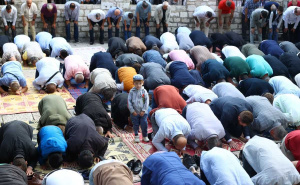 Foto: Dž.K. / Radiosarajevo.ba / Bajram-namaz jutros u Sarajevu