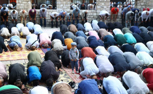 Foto: Dž.K. / Radiosarajevo.ba / Bajram-namaz jutros u Sarajevu