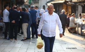 Foto: Dž.K. / Radiosarajevo.ba / Bajramsko jutro na Baščaršiji