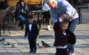 Foto: Dž.K. / Radiosarajevo.ba / Bajramsko jutro na Baščaršiji