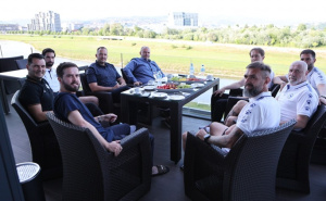 Foto: NFSBiH / Reprezentativci sa Vicom Zeljkovićem