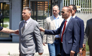 Foto: Dž. K. / Radiosarajevo.ba / Advokati Milorada Dodika izašli iz Suda BiH