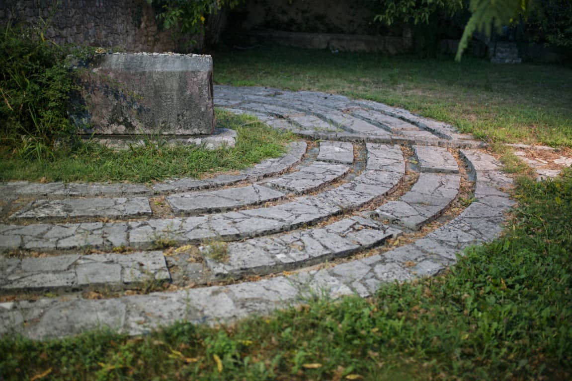 Grob rabina Moše Danona u Stocu