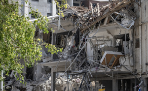 Foto: AA / Iranski raketni napad uzrokovao veliku štetu na zgradama u Ramat Ganu kod Tel Aviva