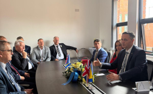 Foto: Predsjedništvo BiH / Bećirović s predstavnicima bh. zajednice u UK
