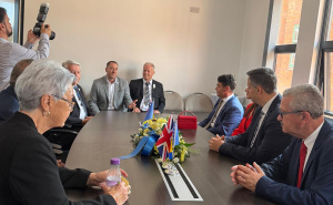 Foto: Predsjedništvo BiH / Bećirović s predstavnicima bh. zajednice u UK