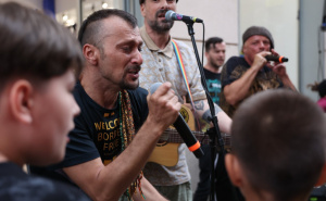 Foto: Dž. K. / Radiosarajevo.ba / Dubioza kolektiv iznenadila Sarajlije