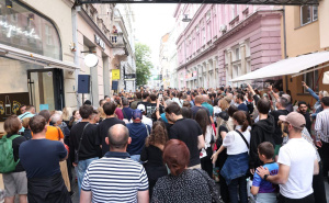 Foto: Dž. K. / Radiosarajevo.ba / Dubioza kolektiv iznenadila Sarajlije