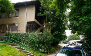 Foto: Dž. K. / Radiosarajevo.ba / Fotografije s mjesta ubistva u sarajevskom naselju Višnjik