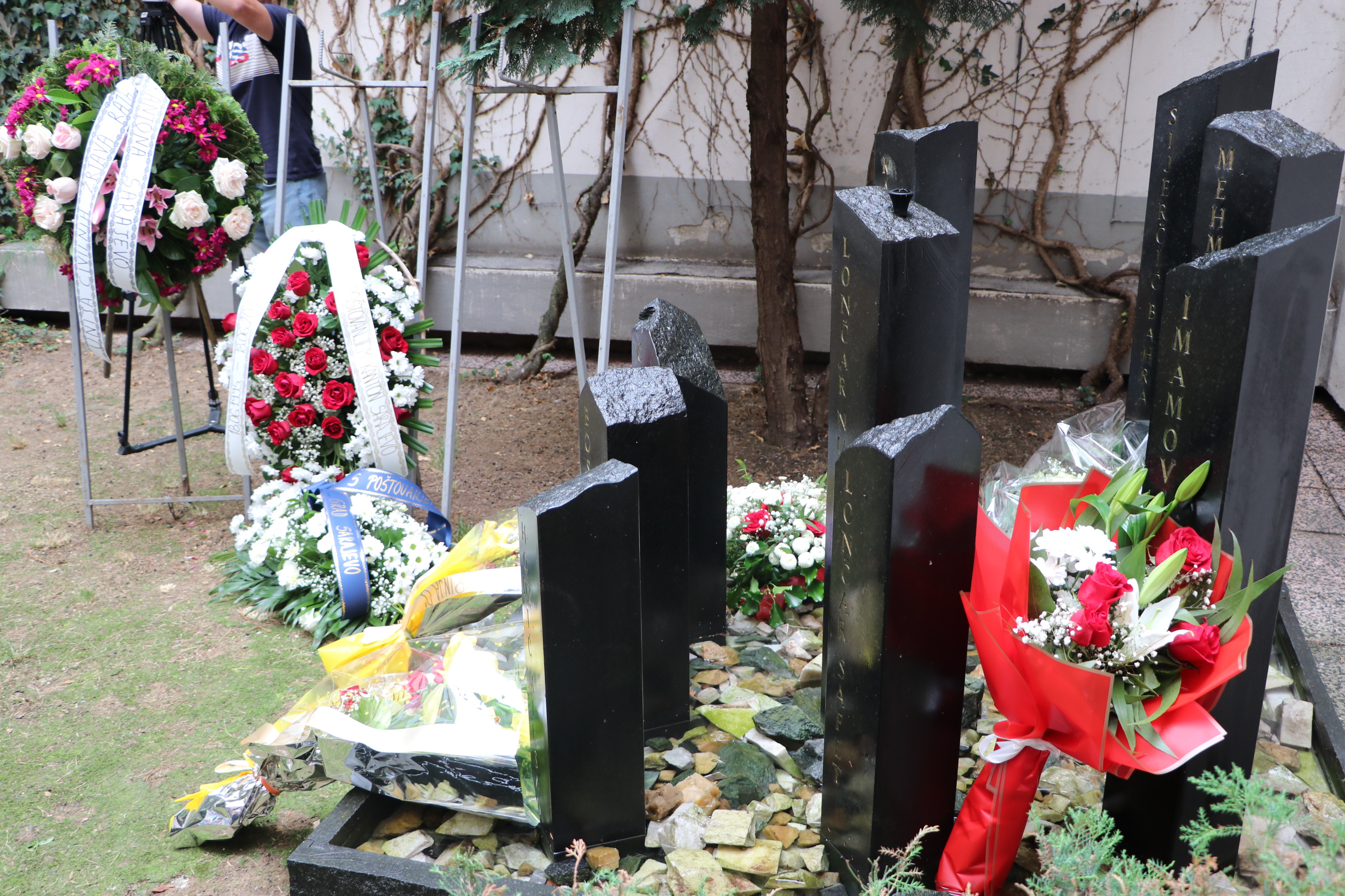 Obilježena 30. godišnjica od masakra u OŠ Skender Kulenović