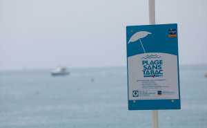 Foto: AA / Zabrana pušenja, plaža, Francuska