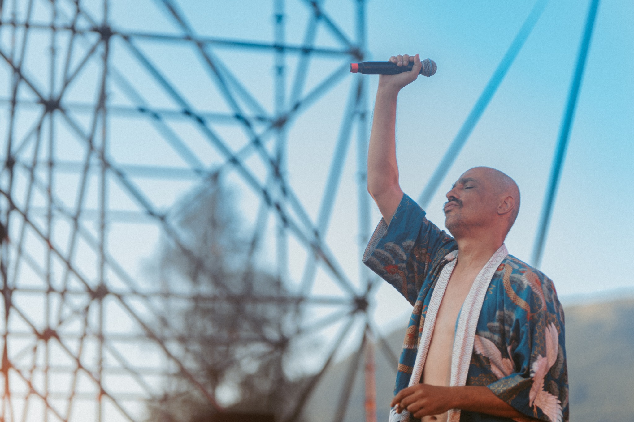 Mario Knezović, frontmen Zostera