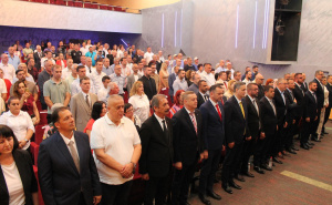 Foto: Press / Bećiroviću uručeno priznanje Počasni građanin grada Srebrenika