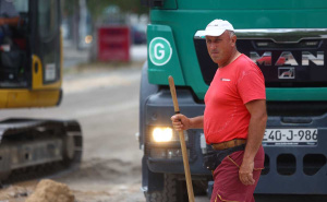 Foto: Dž. K. / Radiosarajevo.ba / Radnici na otvorenom rade i po ekstremnim vrućinama