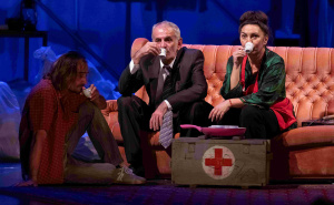 Foto: Velija Hasanbegović, NPS  / Scena iz predstave Konačari
