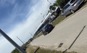 Foto: 24 sata / Putnički voz udario vozilo