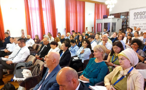 Foto: Radiosarajevo.ba / Konferencija "Srebrenica 30 godina poslije genocida sjećanje, odgovornost i izazovi negiranja"