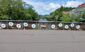 Foto: Ge_denken / U Grazu spomenik posvećen žrtvama genocida u Srebrenici