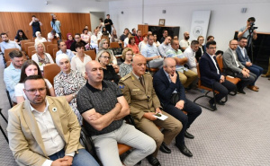Foto: A. K. / Radiosarajevo.ba / Naučni skup „SREBRENICA – 30 GODINA OD GENOCIDA: Kontinuitet zločina, negiranja i nestali“