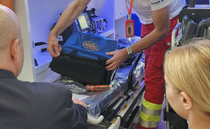 Foto: Vlada KS / Novo vozilo hitne pomoći