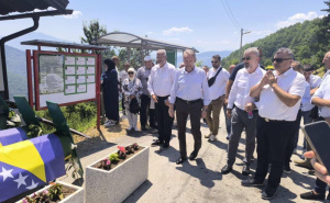 Foto: Općina Vogošća / Na Šehidskom mezarju Tihovići konačan smiraj pronašlo je 11 nedužno ubijenih mještana Tihovića