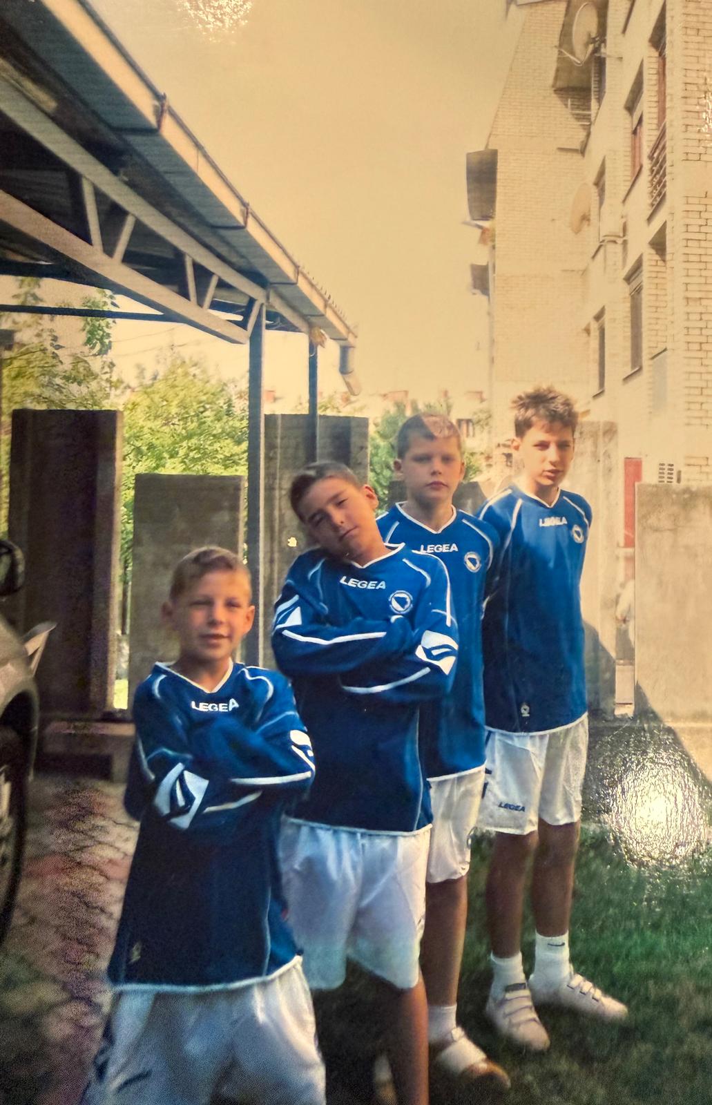 Luka Garza kao dječak u dresu BiH