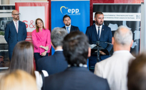 Foto: Evropski parlament / Izložba "Genocid u Srebrenici: 11 lekcija za budućnost" u Evropskom parlamentu