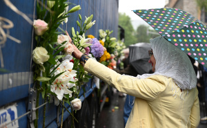 Foto: N. G. / Radiosarajevo.ba / Kamion sa posmrtnim ostacima žrtava genocida u Srebrenici prošao kroz Sarajevo