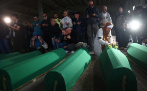 Foto: Dž.K. / Radiosarajevo.ba / Tabuti u Potočarima