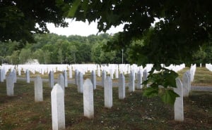 Foto: Dž. K. / Radiosarajevo.ba / Mezarje u Potočarima