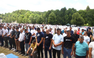 Foto: Dž. K. / Radiosarajevo.ba / Dženaza u Srebrenici