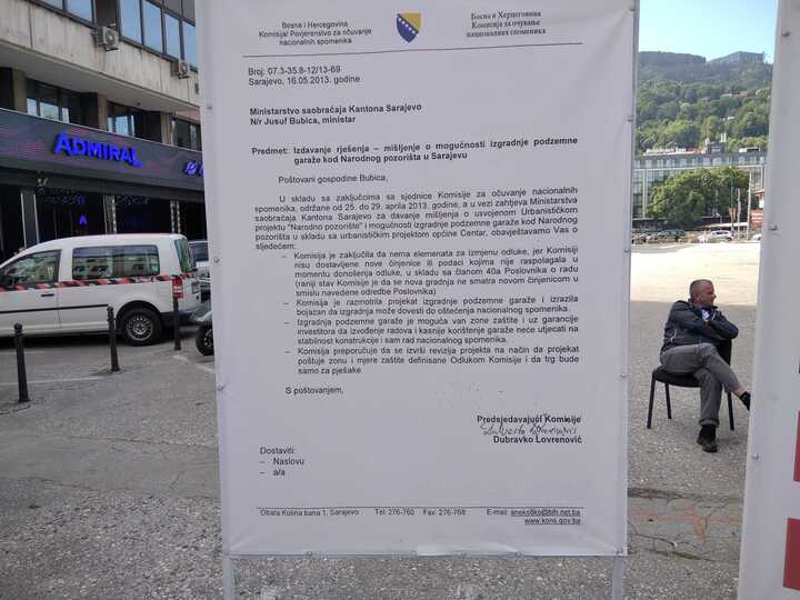 Osvanuli plakati protiv Mandića