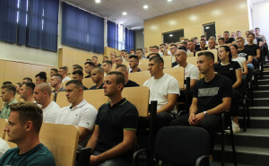 Foto: FUP / Stotine kadeta započelo osnovnu obuku u FUP-u