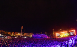 Foto: Vladimir Velickovic i Željko Vidovic / Spektakularni prizori sa koncerta Dine Merlina u Splitu