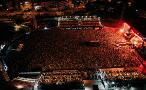 Foto: Vladimir Velickovic i Željko Vidovic / Spektakularni prizori sa koncerta Dine Merlina u Splitu