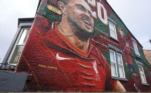 FOTO: AA / Mural u Liverpoolu u čast Dioga Jote i njegovog brata