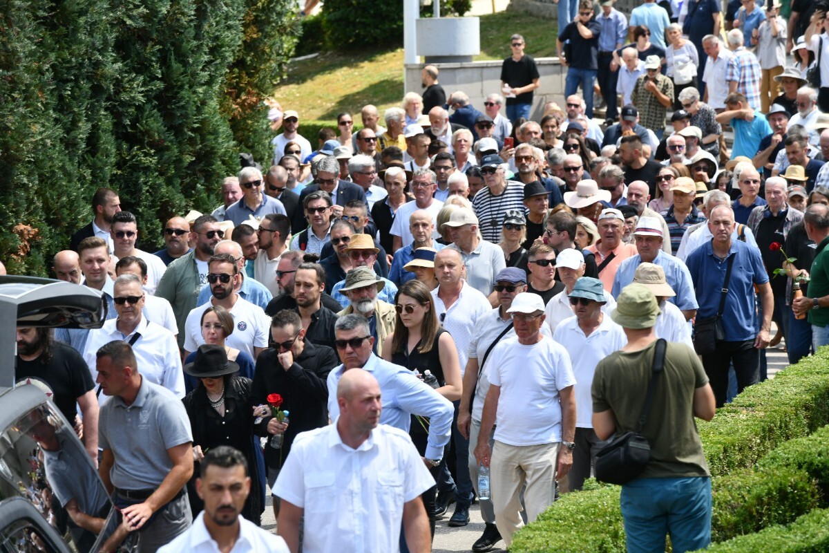 Sahrana Josipa Pejakovića