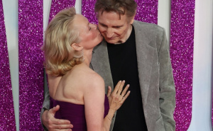 Foto: EPA - EFE / Pamela Anderson i Liam Neeson na premijeri "Golog pištolja"