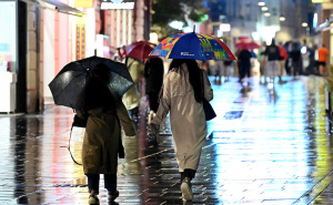 Foto: N. G. / Radiosarajevo.ba / Kišne ulice Sarajeva