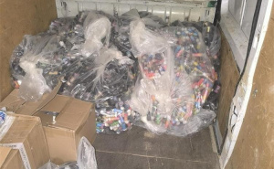 Foto: Carinska uprava Hrvatske / Zaplijenjena e-tekućina