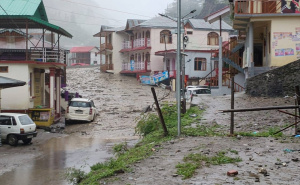 Foto: AA / Poplava u Indiji