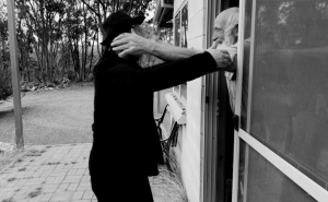 Foto: IMDb / Saidin Salkić i John Flaus u filmu "Posljednji dani samoće"